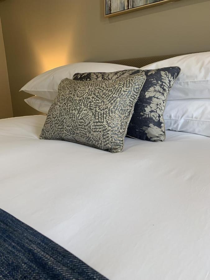 The Cedar Country Hotel Bellway Екстер'єр фото
